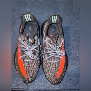 Yeezy boots 350 v2 Beluga'